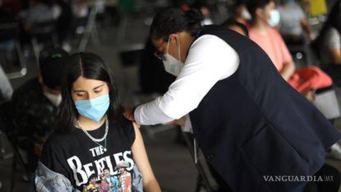 Se debe vacunar contra COVID a todos los menores de edad de México, ordena juzgado