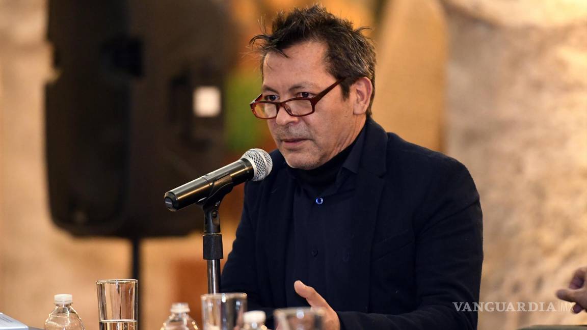 $!Villoro, Cervantes y Palomo: Desde la novela dialogan sobre la poesía