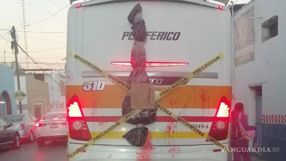 $!El IMMUS retiró de circulación la unidad 510 de la ruta Periférico por su decoración durante Halloween, apegándose a los artículos 82 y 187 del Reglamento de Tránsito de Saltillo.