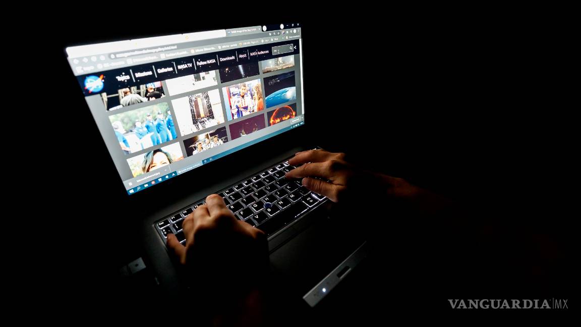 $!Redes sociales, un tsunami digital