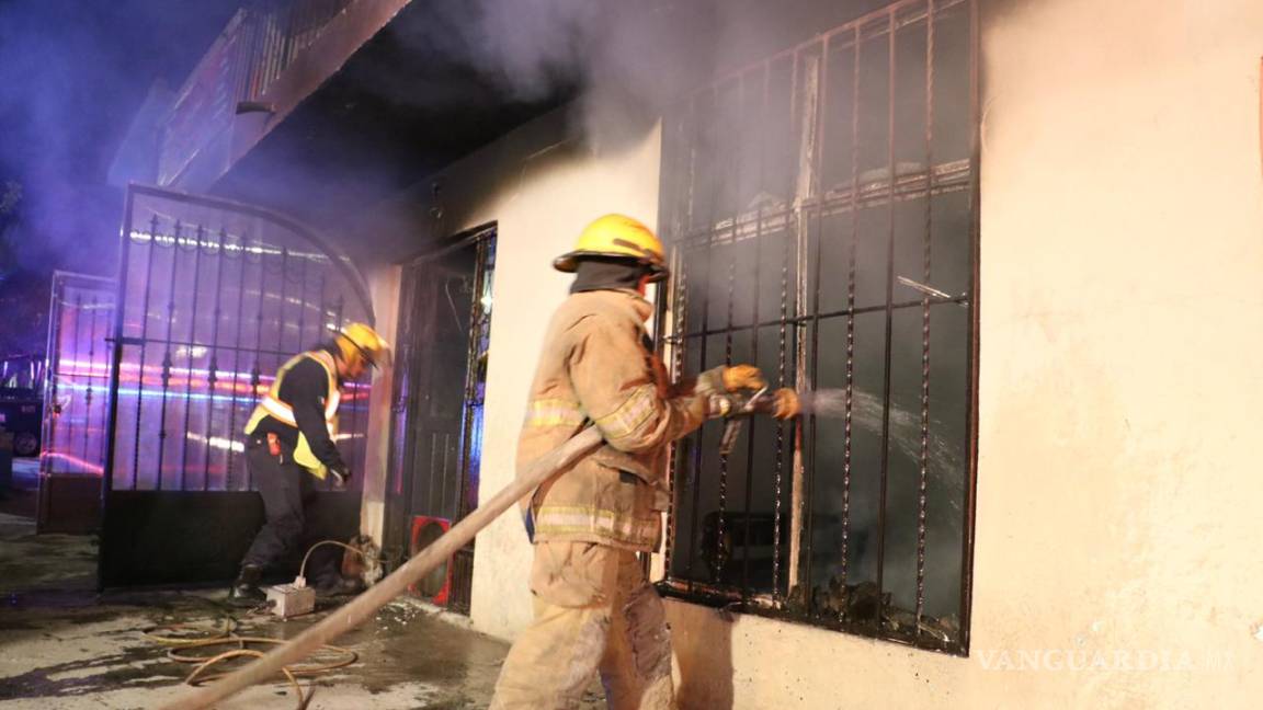 En Saltillo se incendia casa de vocalista de Sonido Mazter; sus hijos de 5 y 9 años estaban adentro