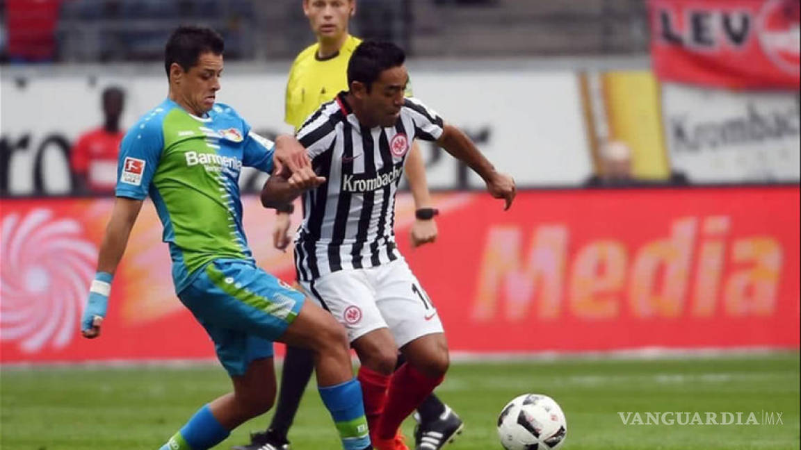 'Chicharito' y Fabián fueron el gol, error y figura del Frankfurt vs Leverkusen
