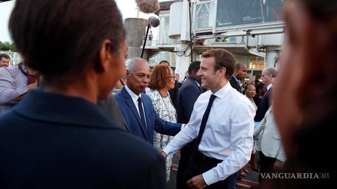 Macron trata de atajar en las Antillas la polémica por su tardía reacción ante el Irma