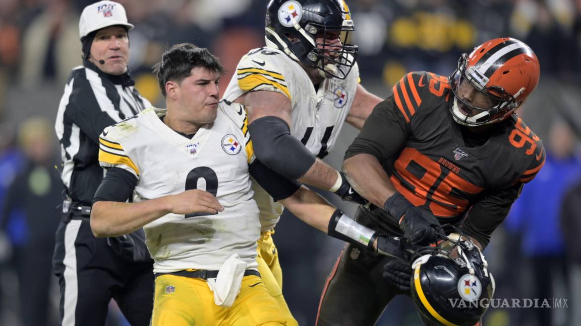 Steelers sentará al 'peleonero' Mason Rudolph en su juego contra los Browns, para evitar sorpresas