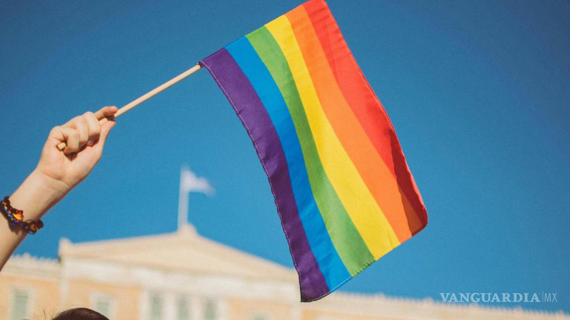 Sentencia en Qatar a mexicano detenido con engaños por ser gay