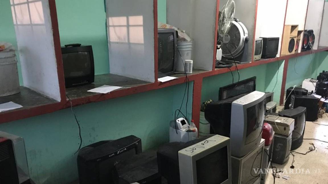 Decomisan teles, radios y estéreos en penal de Veracruz