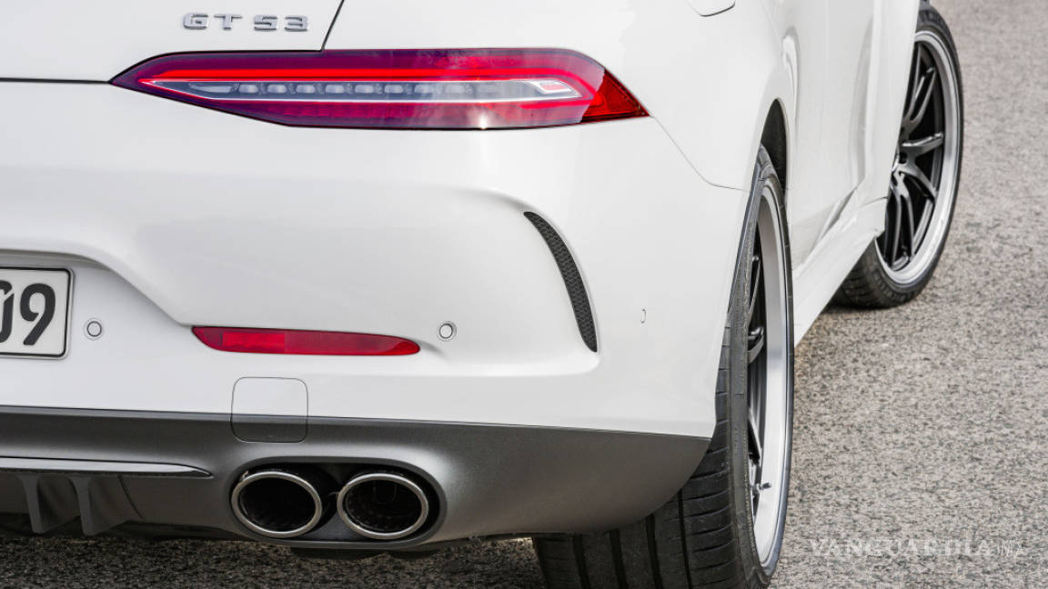 $!Mercedes-AMG GT 4-Door Coupe, impactante y poderoso sedán de lujo