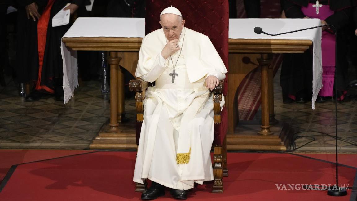 Papa Francisco cumple 85 años mientras sus reformas ganan impulso