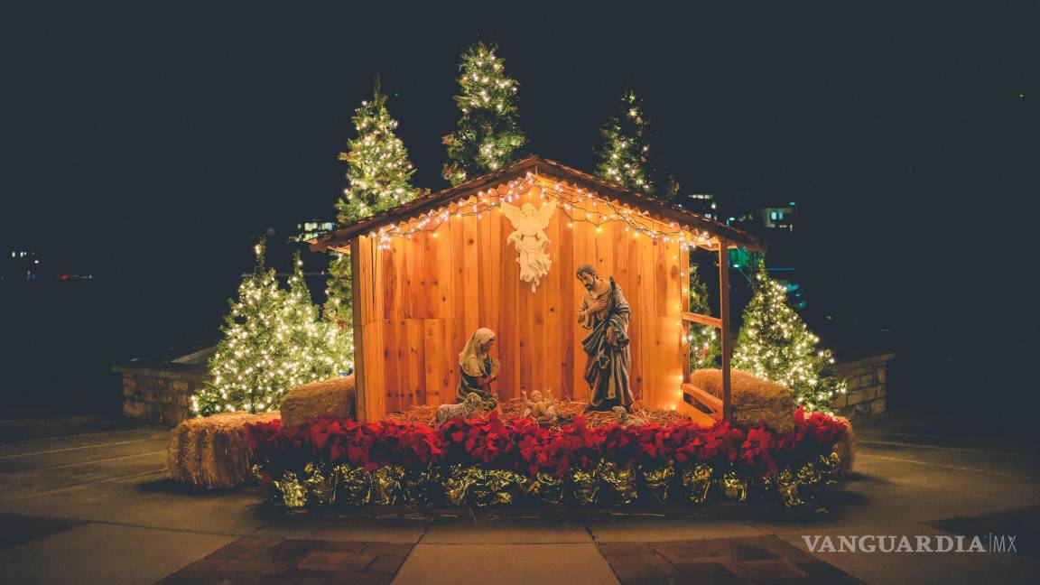 $!En cada posada, la apertura de la puerta simboliza el recibimiento a María y José y el inicio de la celebración.