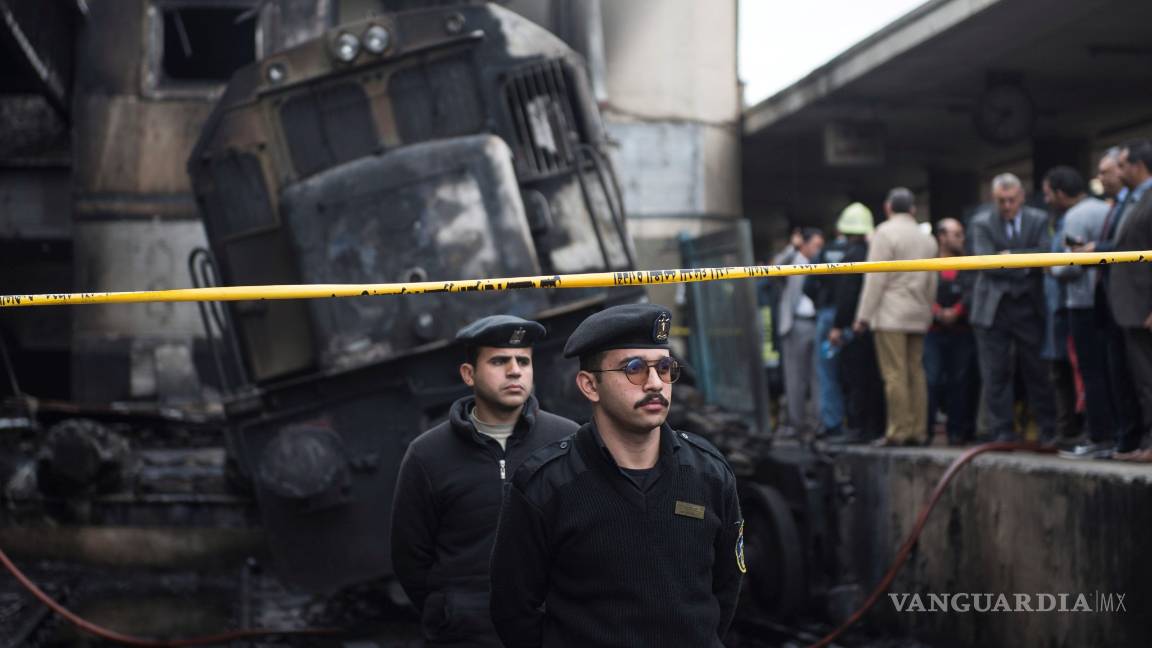 $!Arde estación de tren en el Cairo, hay 25 muertos