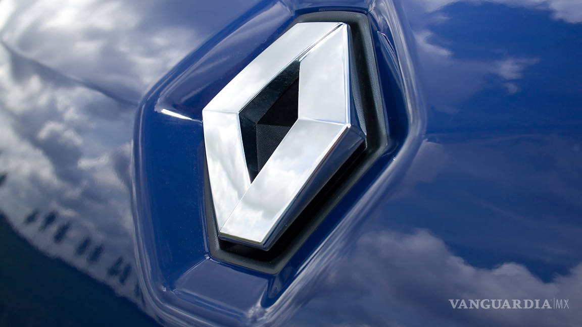Profepa multa a Renault por vender autos sin certificado NOM
