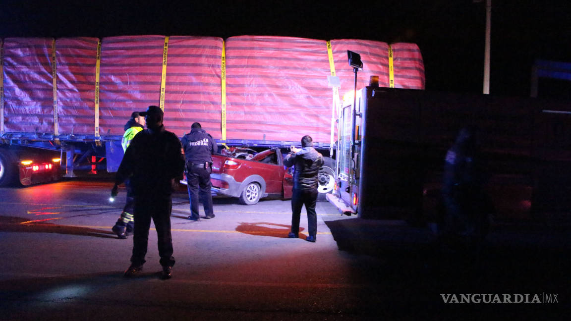 En Coahuila sigue prófugo el trailero que causó el accidente y la muerte de tres jóvenes trabajadores