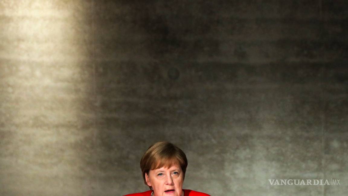 $!Merkel cumple 65 años en medio del debate en torno a su salud precipitado por repetidos episodios de temblores físicos