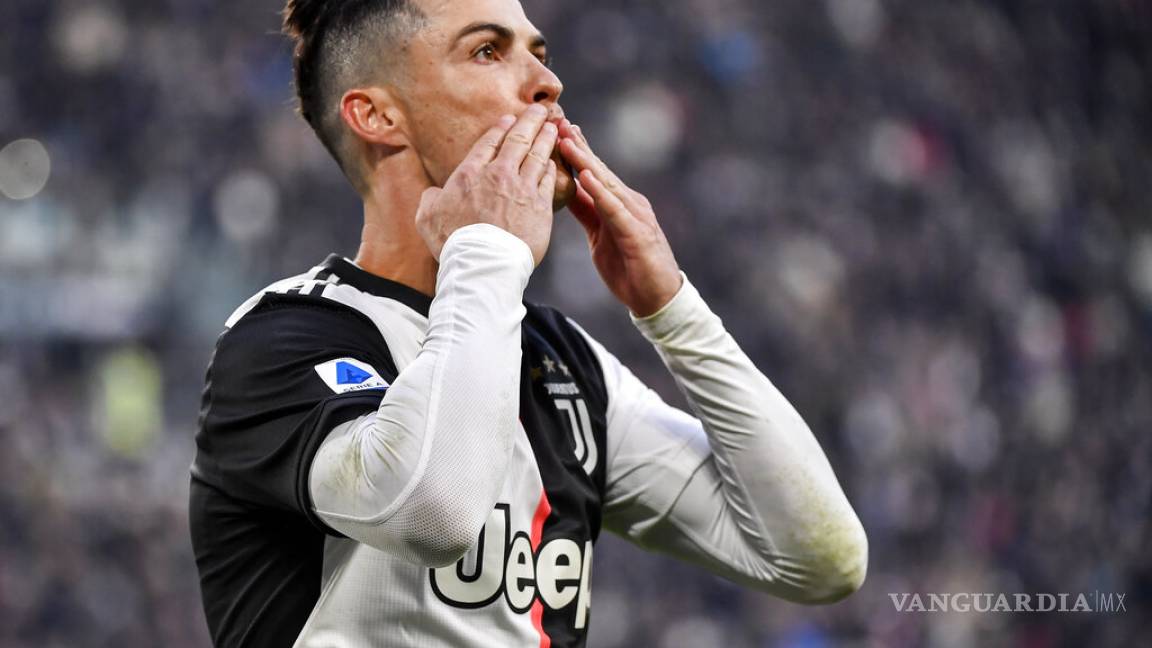 Cristiano Ronaldo inicia el 2020 con un hat trick ante el Cagliari