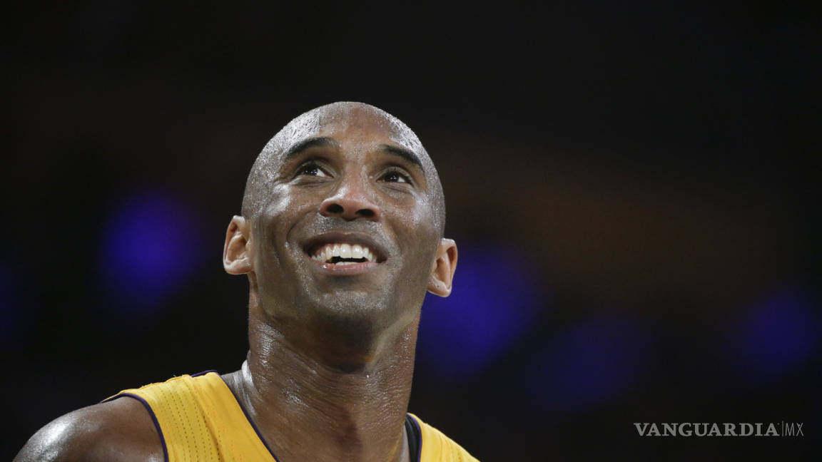 Kobe Bryant se despide de la NBA como una leyenda al anotar 60 puntos