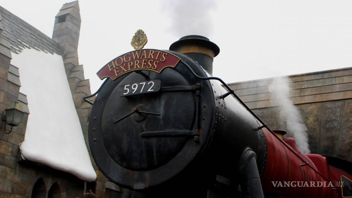 $!Cuando la escritora vendió los derechos de la historia, exigió que todo el elenco del filme fuera británico.