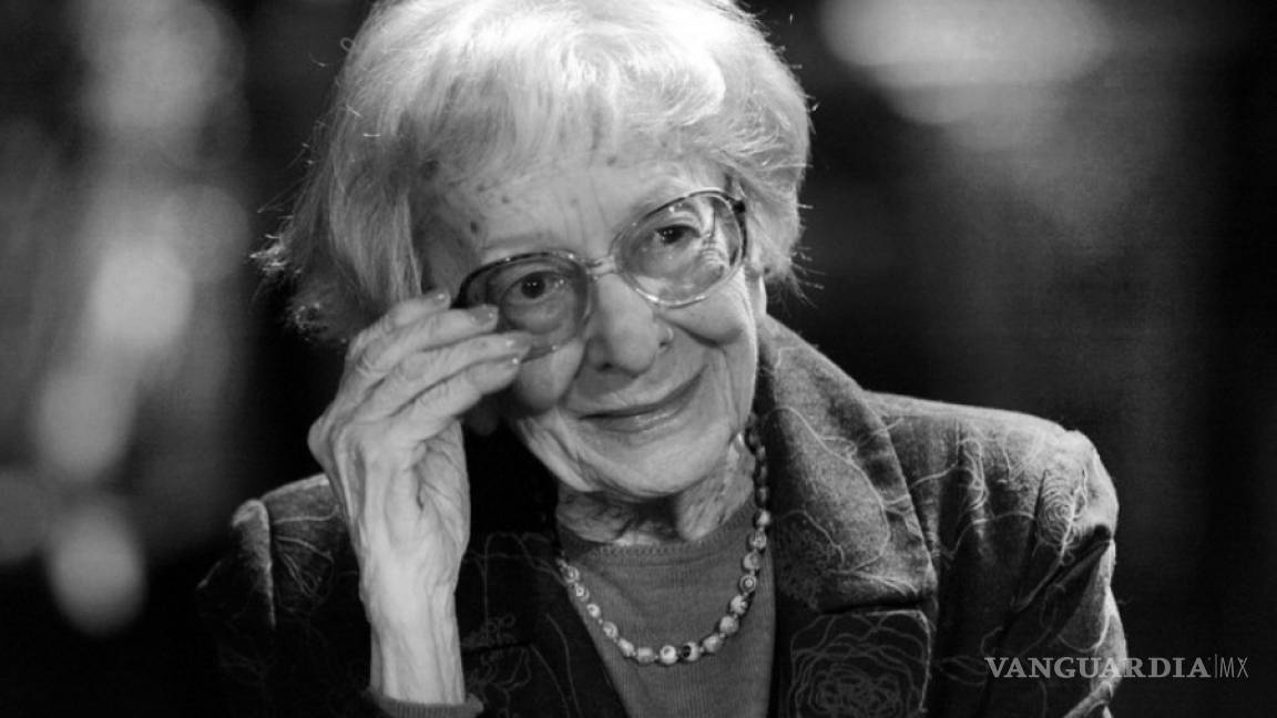 Libro “Prosas reunidas” evoca el legado de la poeta Wislawa Szymborska