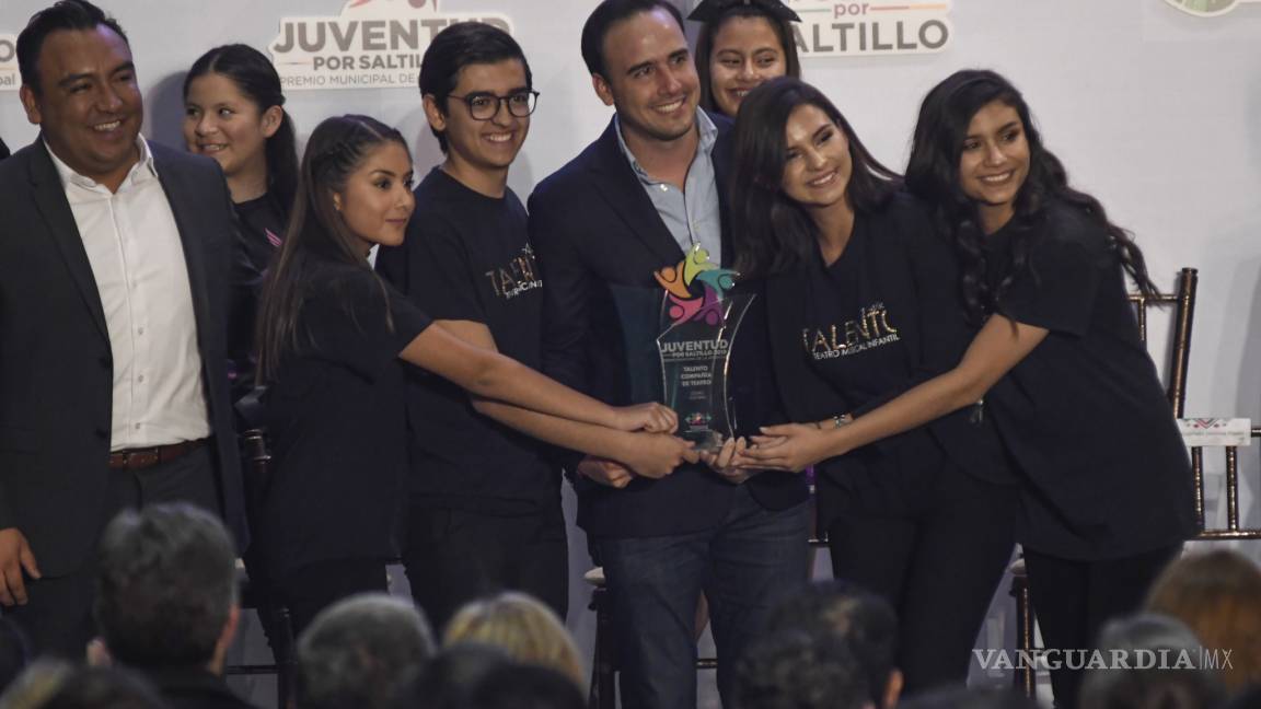 Entregan Premio Municipal ‘Juventud por Saltillo’ 2019