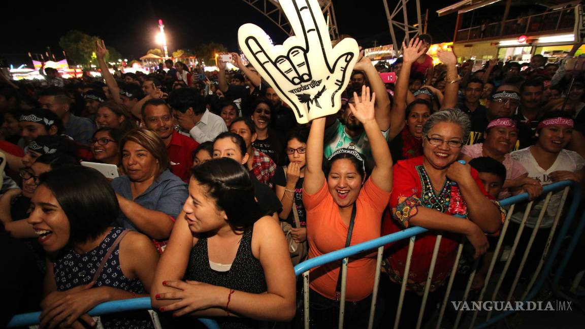 $!Moderatto: Dejan su caos y su guitarra en Saltillo