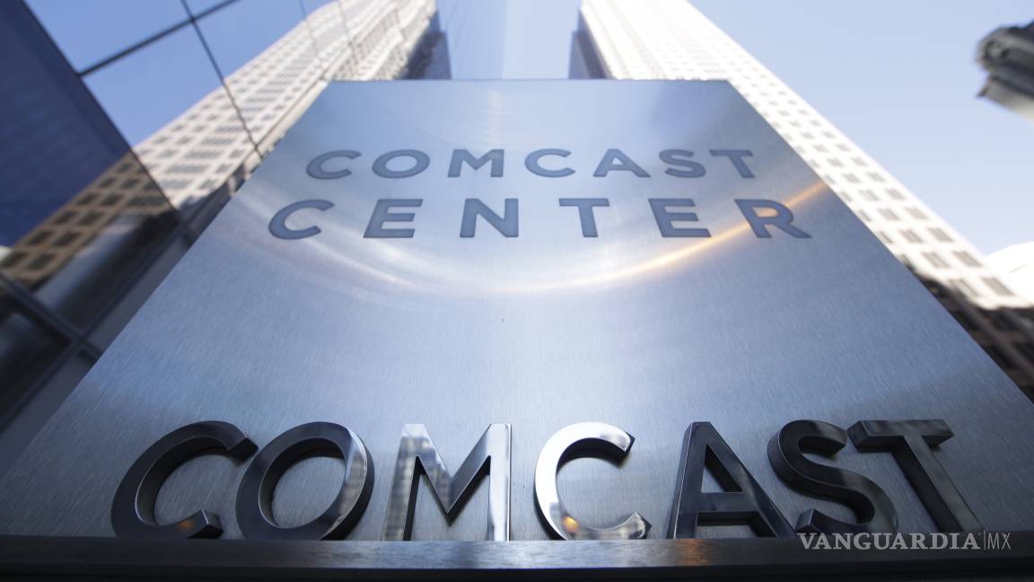 Estudia Comcast lanzar una opa hostil para hacerse con 21st Century Fox