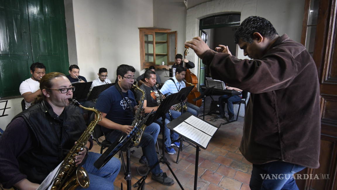 Navidad a ritmo de jazz: La Saltillo Big Band presente en La Besana