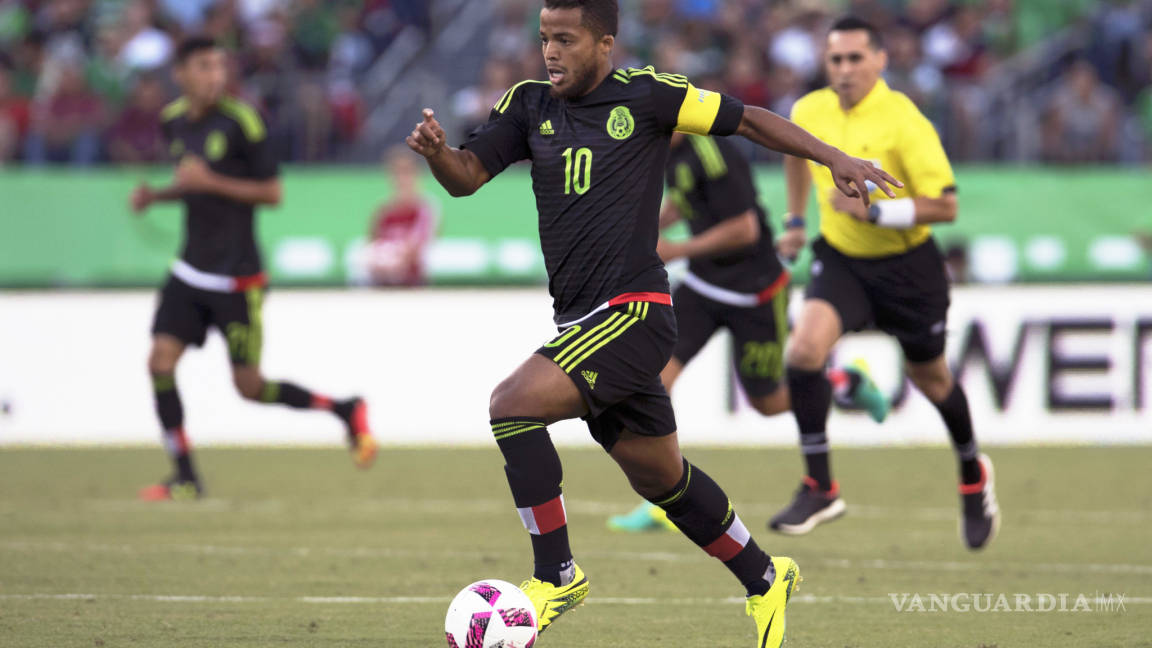 México gana pero sigue sin convencer; Gio y Fabián anotaron