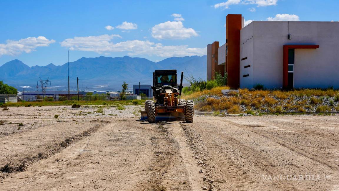 $!Brigadas de la Secretaría de Embellecimiento Urbano y Parques y Jardines encabezaron los trabajos.