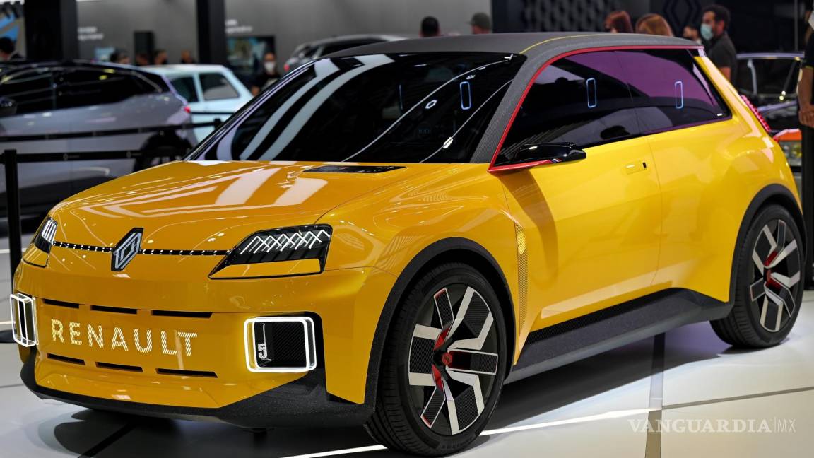 $!El totalmente nuevo Renault 5 Electric en exhibición en el Salón Internacional del Automóvil IAA en Munich, Alemania. EFE/EPA/Sascha Stenbach