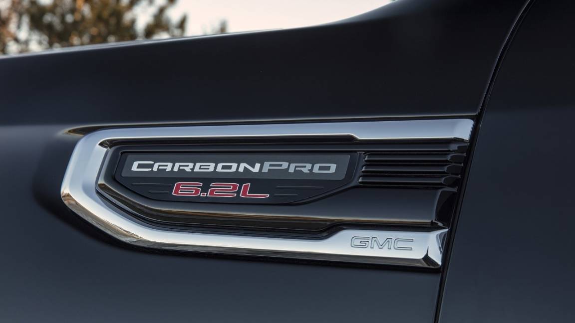 $!GMC CarbonPro, versiones especiales para pickups premium