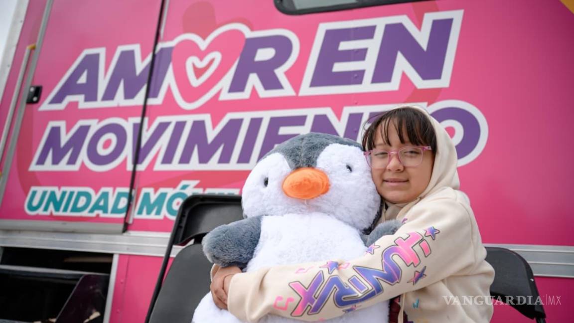 $!La unidad móvil del programa Amor en Movimiento ha realizado 120 jornadas de salud en colonias y ejidos de Saltillo.