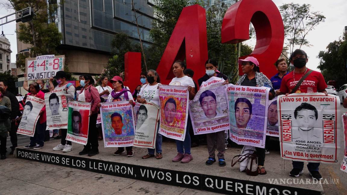 Detienen a nueve policías relacionados con la desaparición de los 43 normalistas de Ayotzinapa
