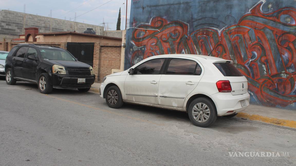 Conductora embiste a motociclista en Saltillo