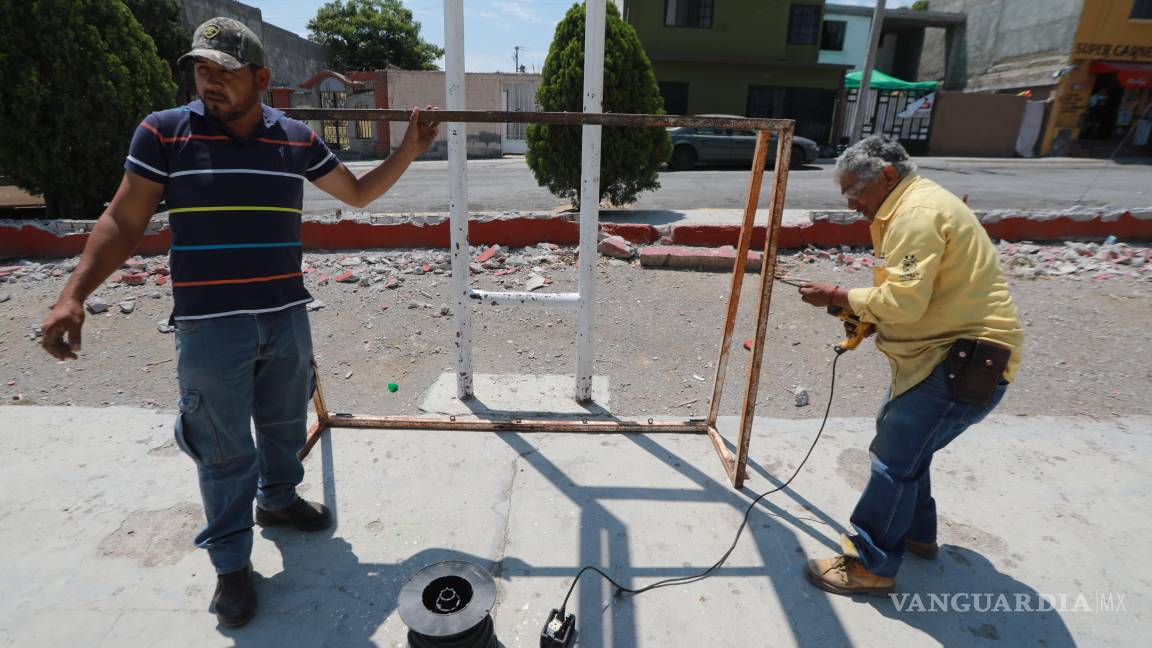 $!Fueron rehabilitados los juegos infantiles de las plazas de las colonias Adolfo López Mateos y Las Teresitas.