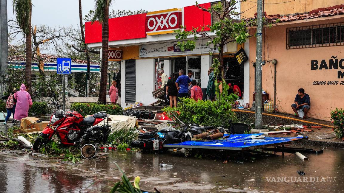 $!El primer reporte de víctimas tras el paso del huracán Otis por la costa sur del estado de Guerrero da cuenta de 27 personas fallecidas y 4 desaparecidas.