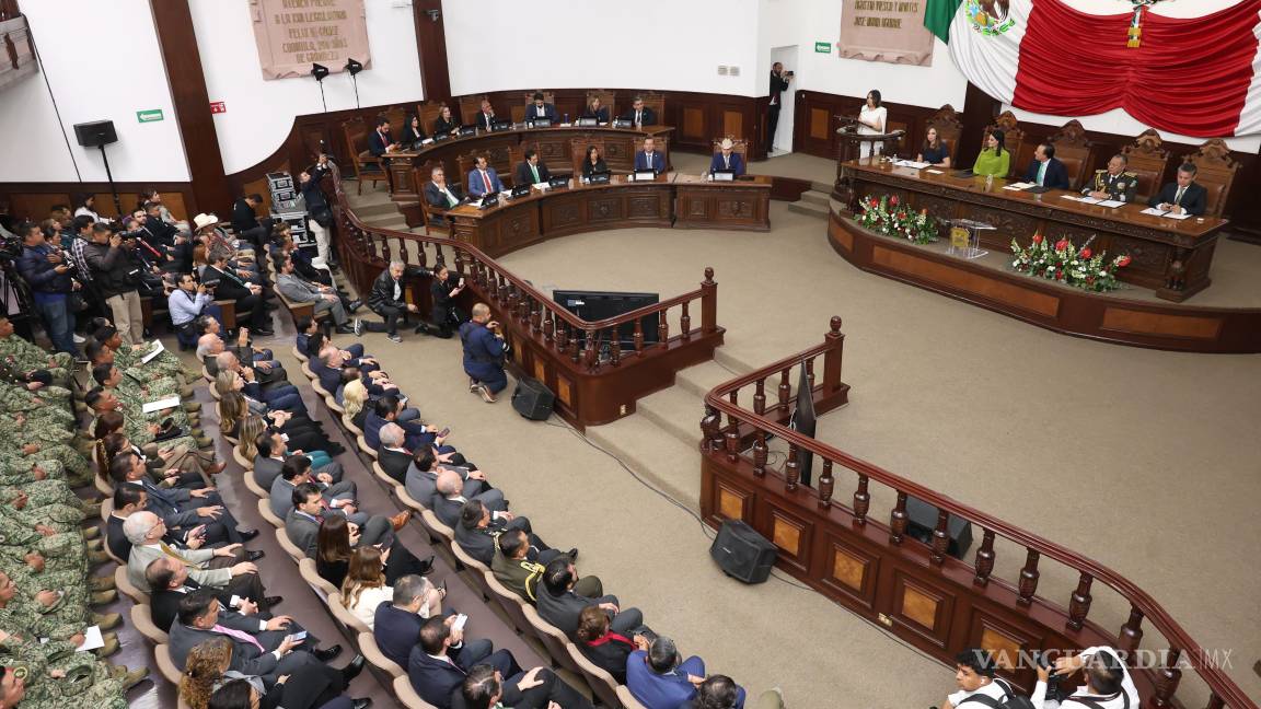 $!En el Congreso del Estado se celebró una sesión para para conmemorar el Día del Ejército.