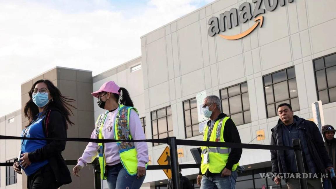 Reajustará Amazon a otros 9 mil empleados