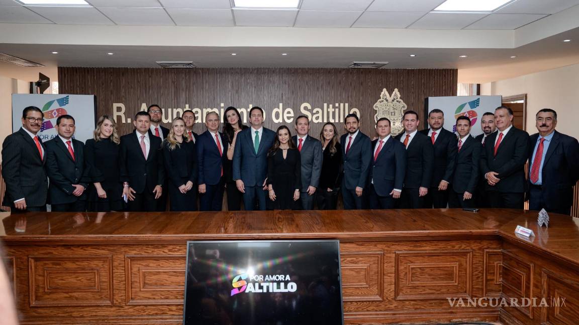 $!Este miércoles tomaron posesión de sus cargos los nuevos funcionarios municipales.