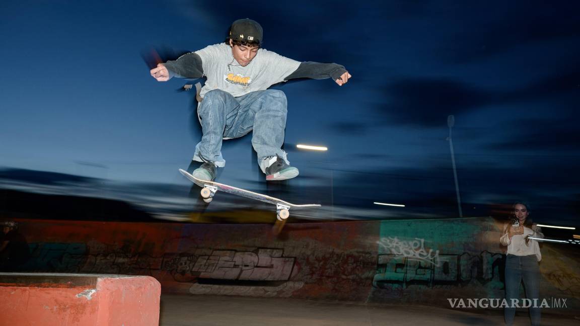 $!La plaza Mirasierra Spurs fue rehabilitada con apoyo del jugador de la NBA Harrison Barnes y el respaldo del Gobierno del Estado.