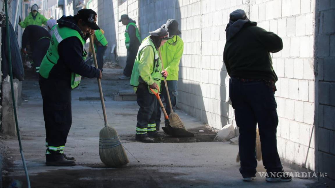 $!Gobierno de Saltillo refuerza limpieza profunda en Mirasierra y Vicente Guerrero con programa ‘Aquí Andamos’