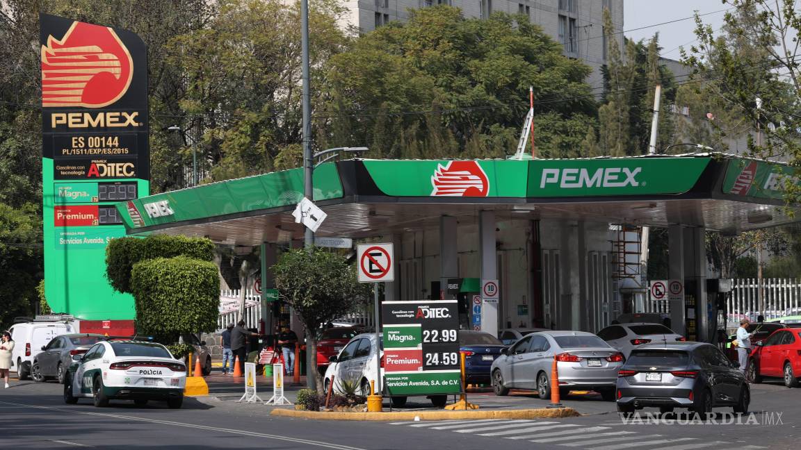 Coahuila: precio de la gasolina alcanza récord histórico en 2025; verde sube $2.30 por litro