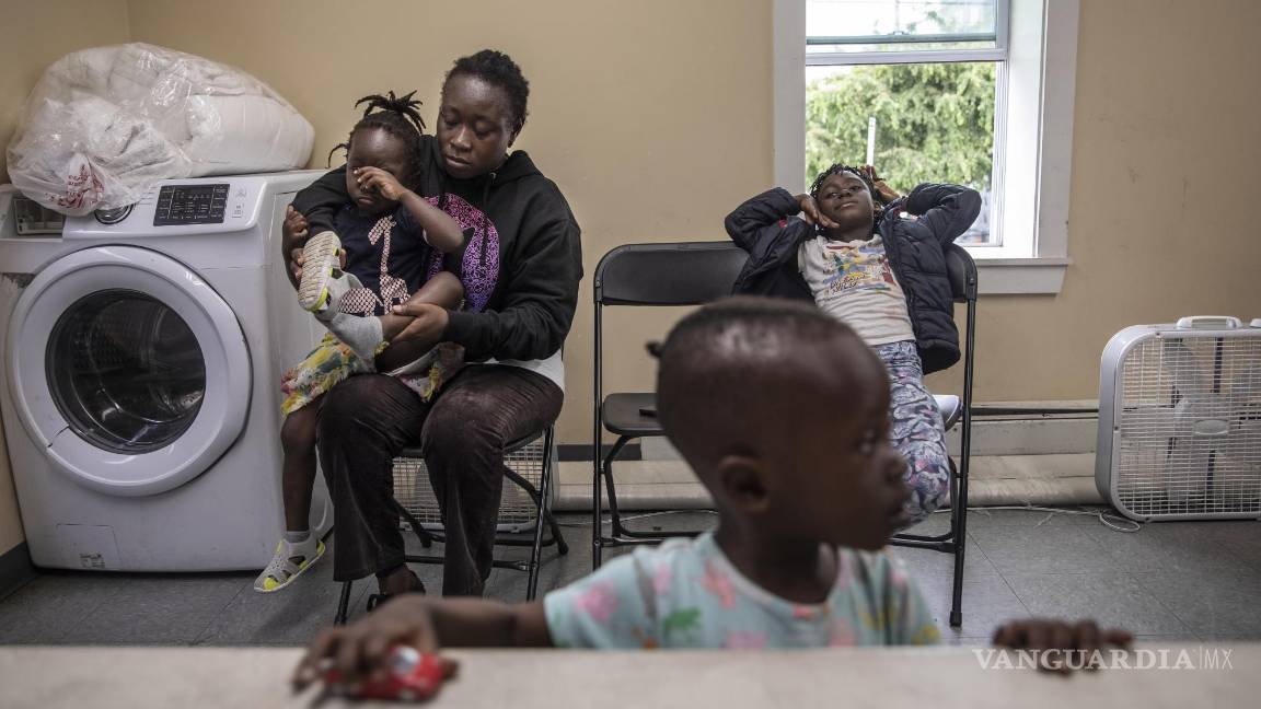 Cruzan fronteras de Biden un millón de inmigrantes