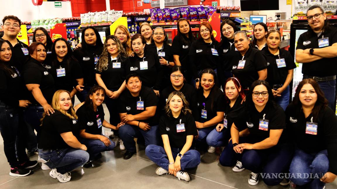 $!Más de 370 empleos generados fortalecen la economía local con esta apertura.