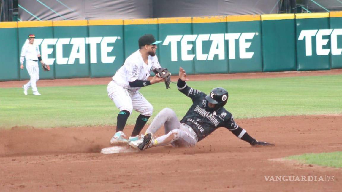 $!Los Saraperos de Saltillo no pudieron regresar nunca en el primer partido de la doble cartelera de este sábado en el Madero ante los Algodoneros de Unión Laguna.