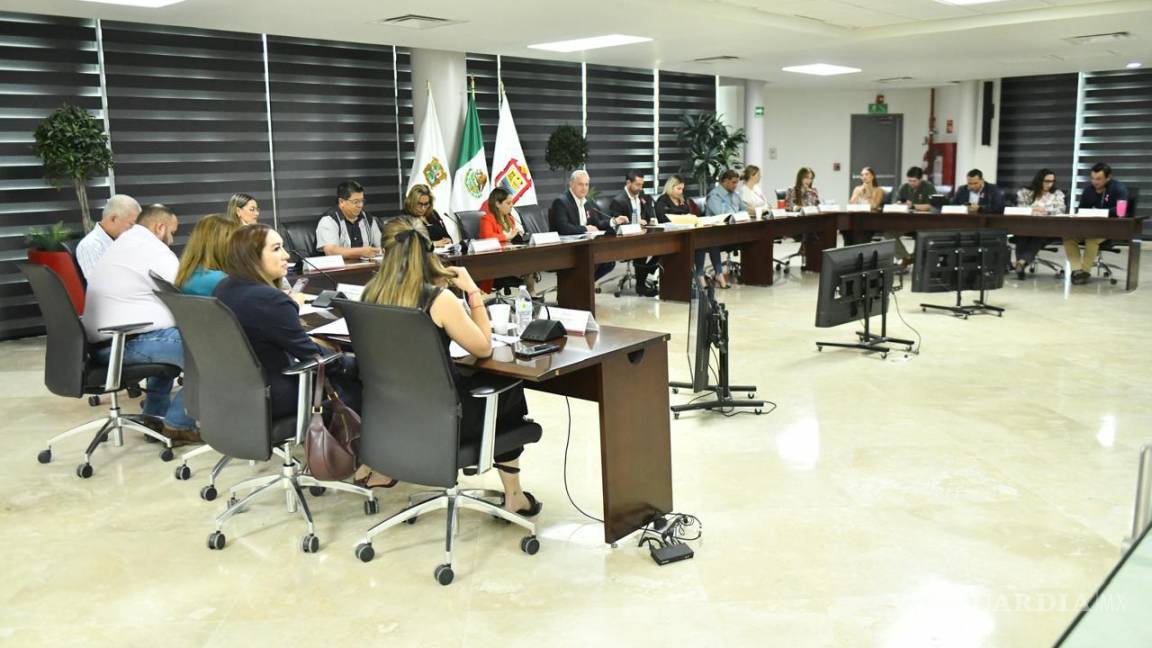 Reconoce Cabildo a Selección Nacional de Robótica del Colegio Cervantes, por el oro obtenido