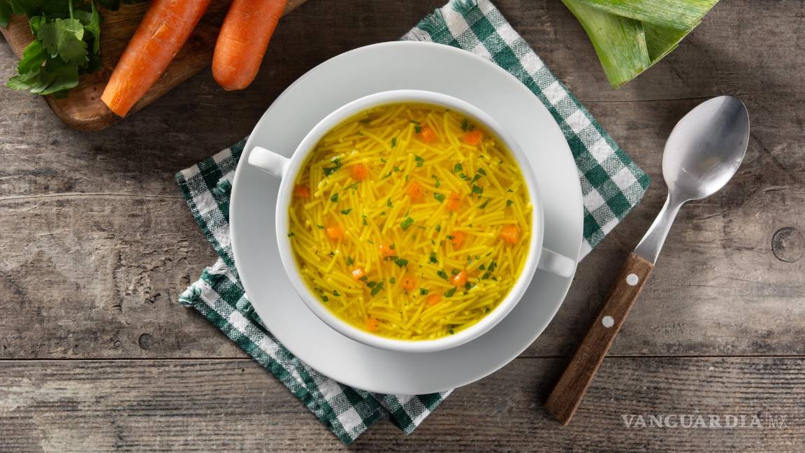 $!Imagen ilustrativa de un caldo de verduras ligero.