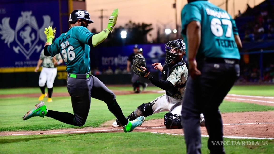 $!La Nave Verde esta vez no se estrelló contra el acero en Monclova.