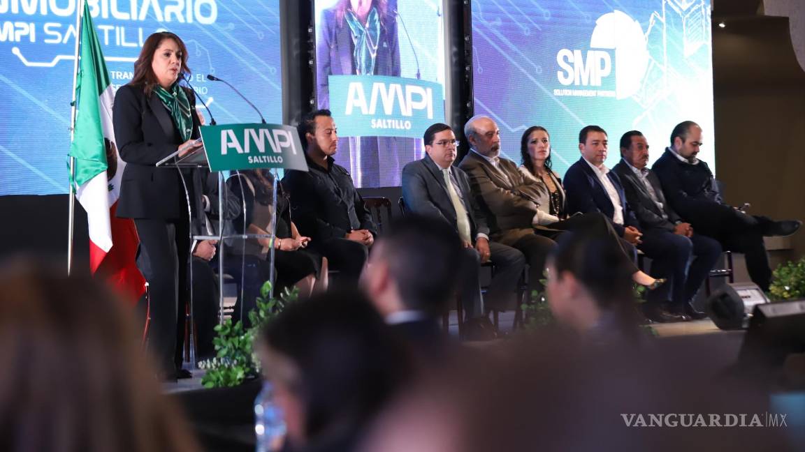 $!La presidenta de AMPI Saltillo, Eunice Sánchez Martínez, señaló los riesgos de realizar operaciones con agentes inmobiliarios que laboran en la informalidad.