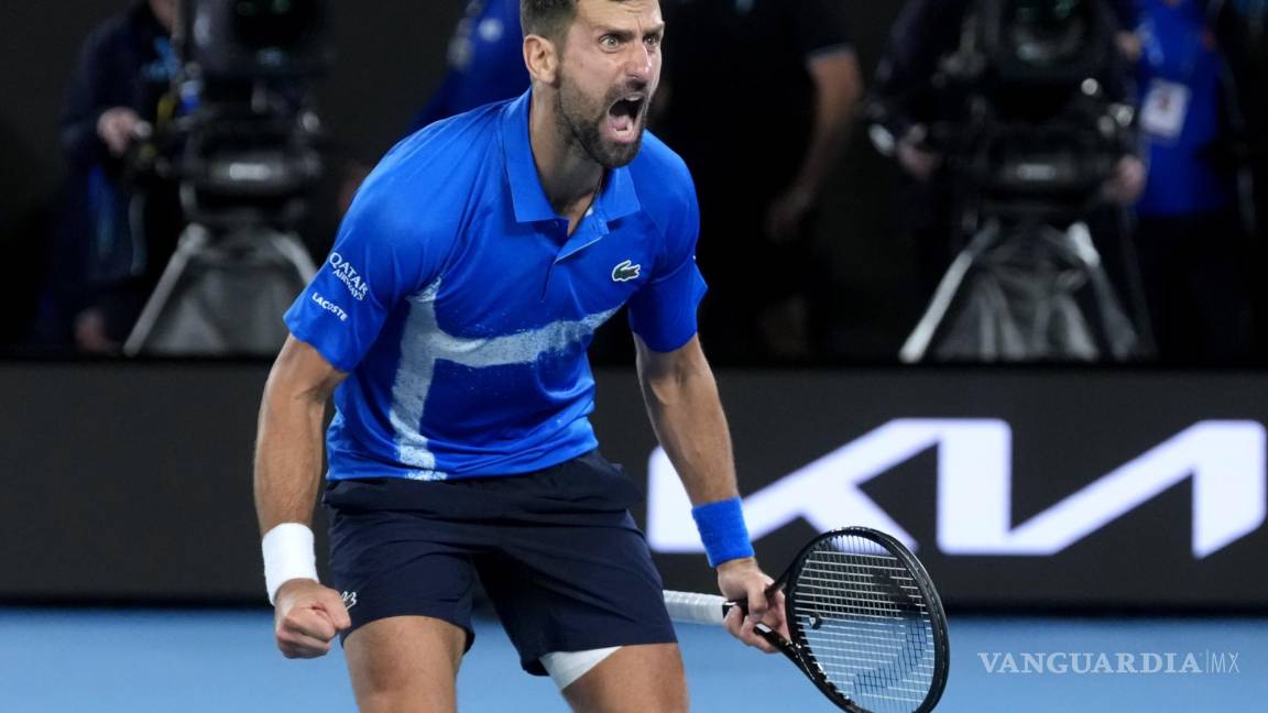 Novak Djokovic vence a Alcaraz y avanza a Semifinales en busca de su Grand Slam 25