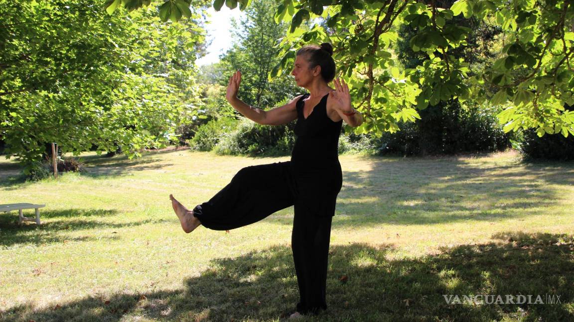 $!Tai chi es una mezcla entre la concentración mental y el esfuerzo físico para generar fuerza, flexibilidad y atención plena.