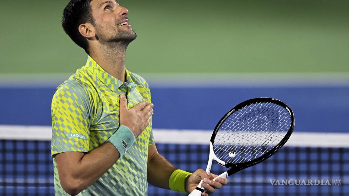 Djokovic vence a Hurkacz y se clasifica a Semifinales de Dubai